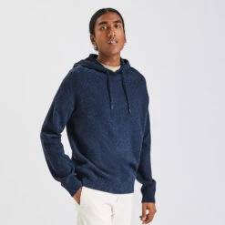 Pull Ă Capuche En Laine