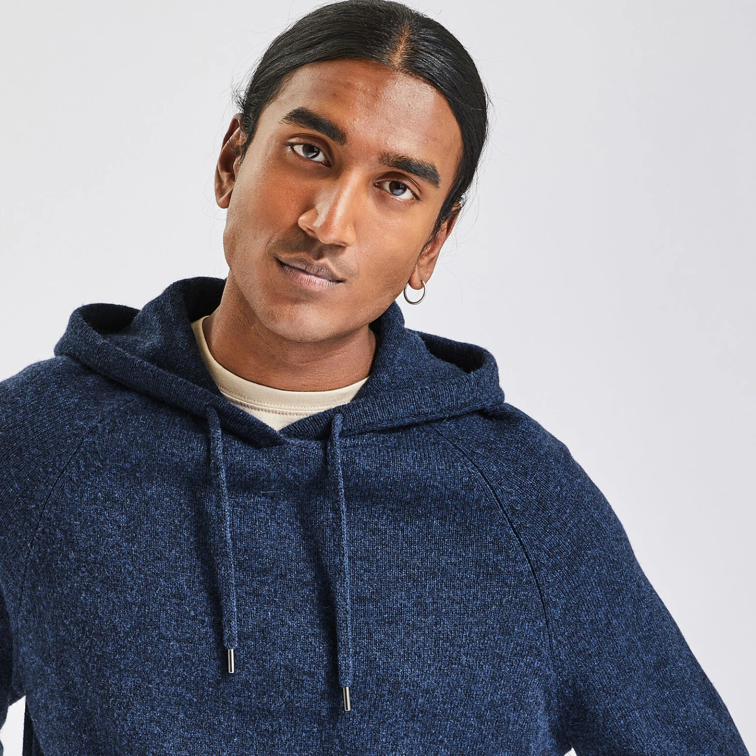 Pull à Capuche En Laine 3 Pull à Capuche En Laine – Image 3