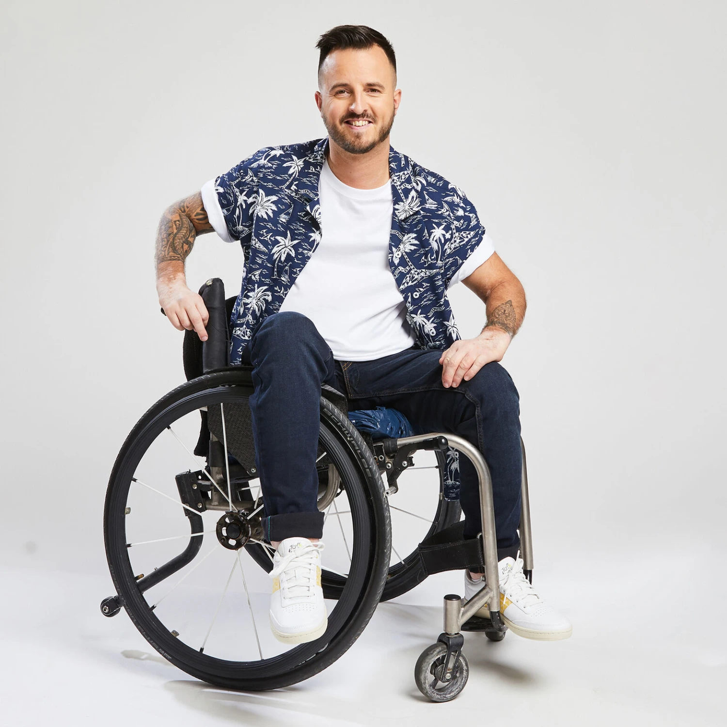 Chemisette Pour Personne à Mobilité Réduite 4 Chemisette Pour Personne à Mobilité Réduite – Image 4