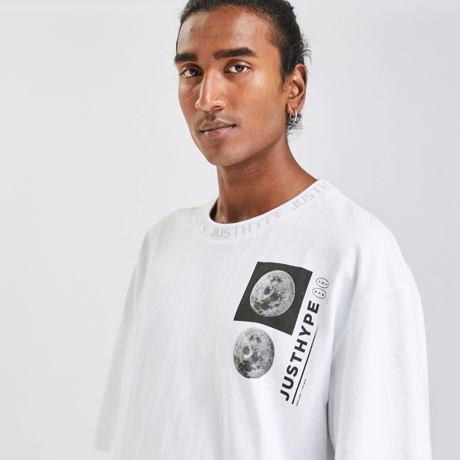 Tee Shirt Just Hype Manche Courte Col Rond Imprimé 3 Tee Shirt Just Hype Manche Courte Col Rond Imprimé – Image 3