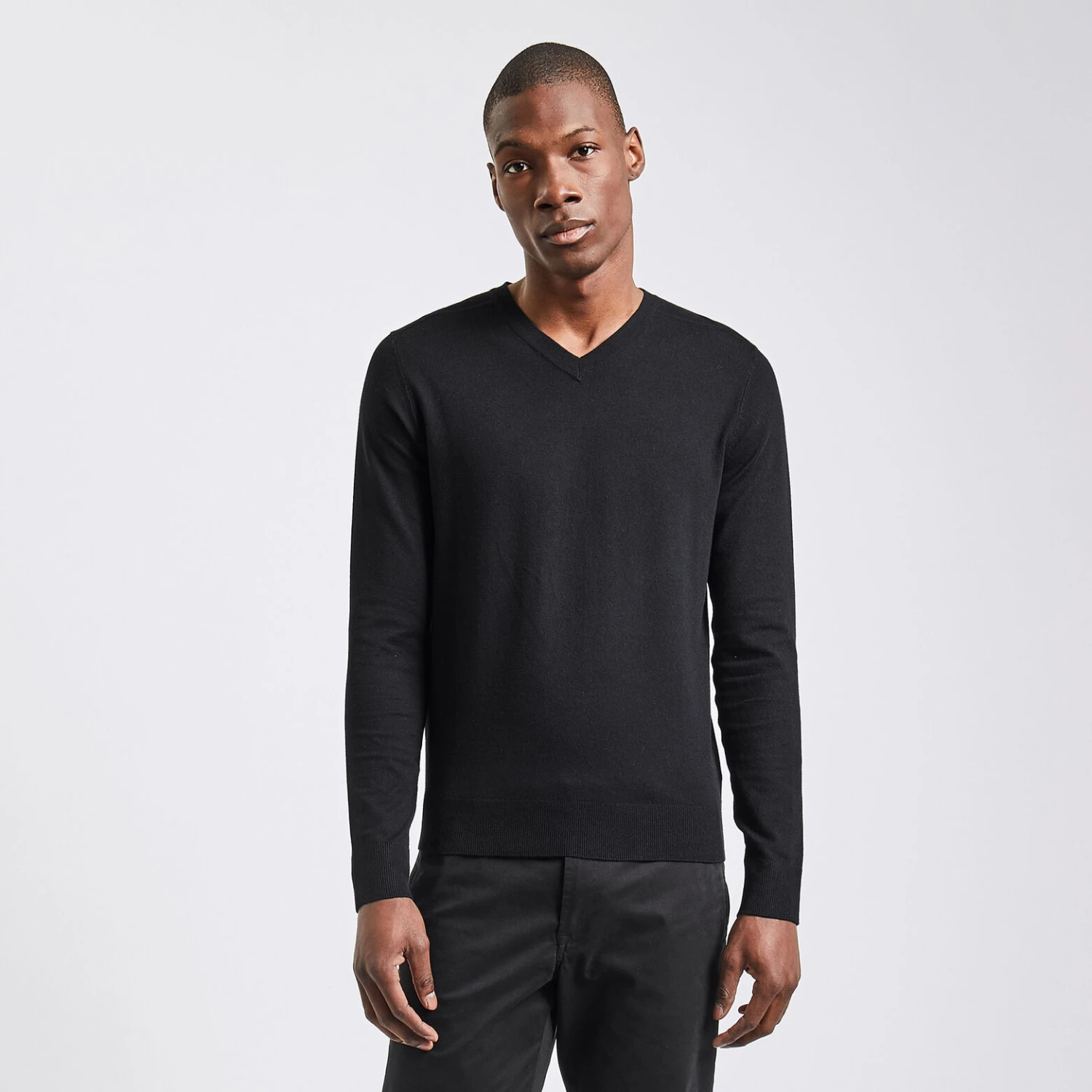 Pull à Col V Essentiel 1 Pull à Col V Essentiel
