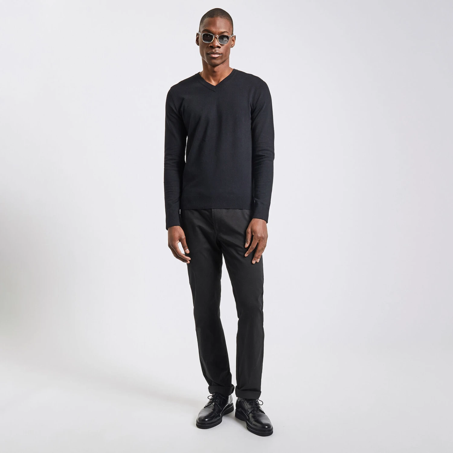 Pull à Col V Essentiel 2 Pull à Col V Essentiel – Image 2