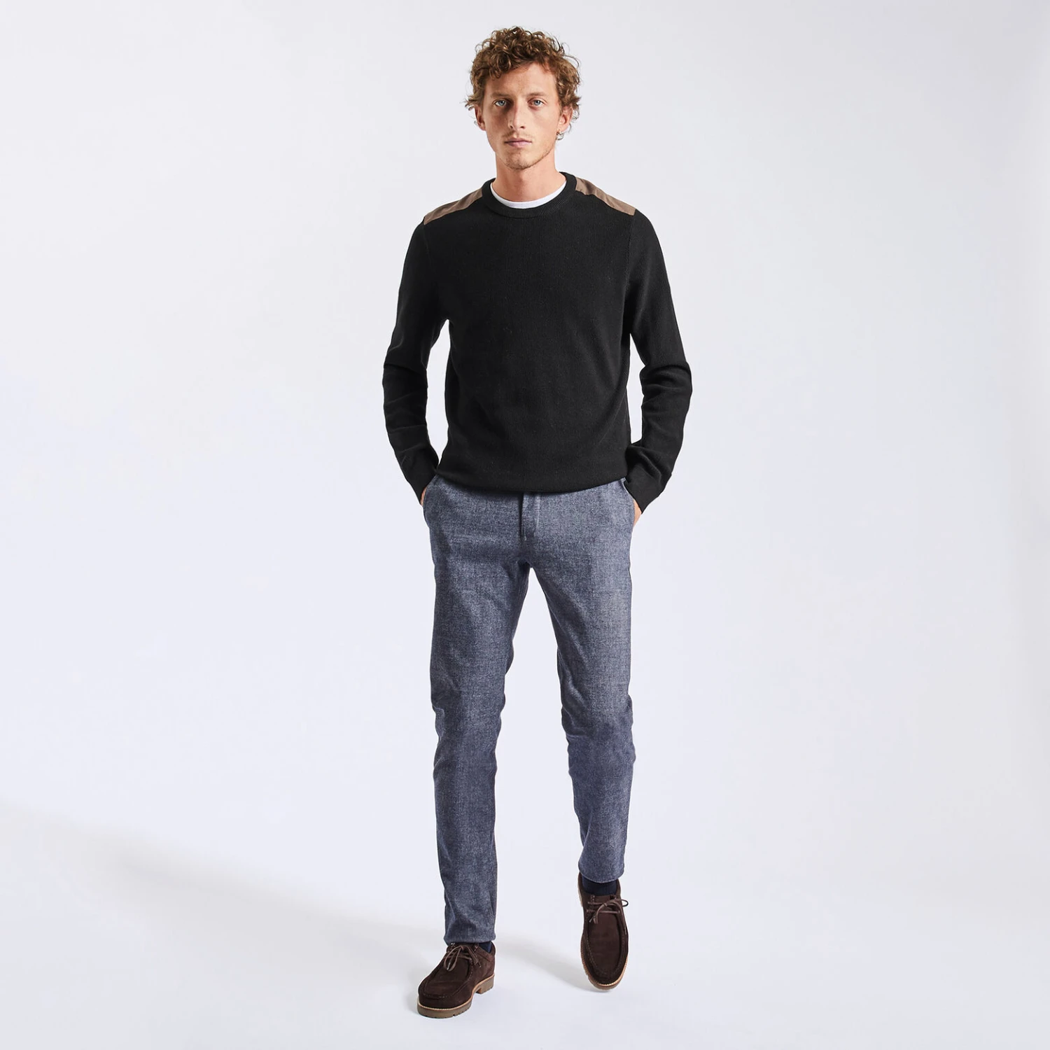 Pull à Col Rond Et Patch épaule 2 Pull à Col Rond Et Patch épaule – Image 2