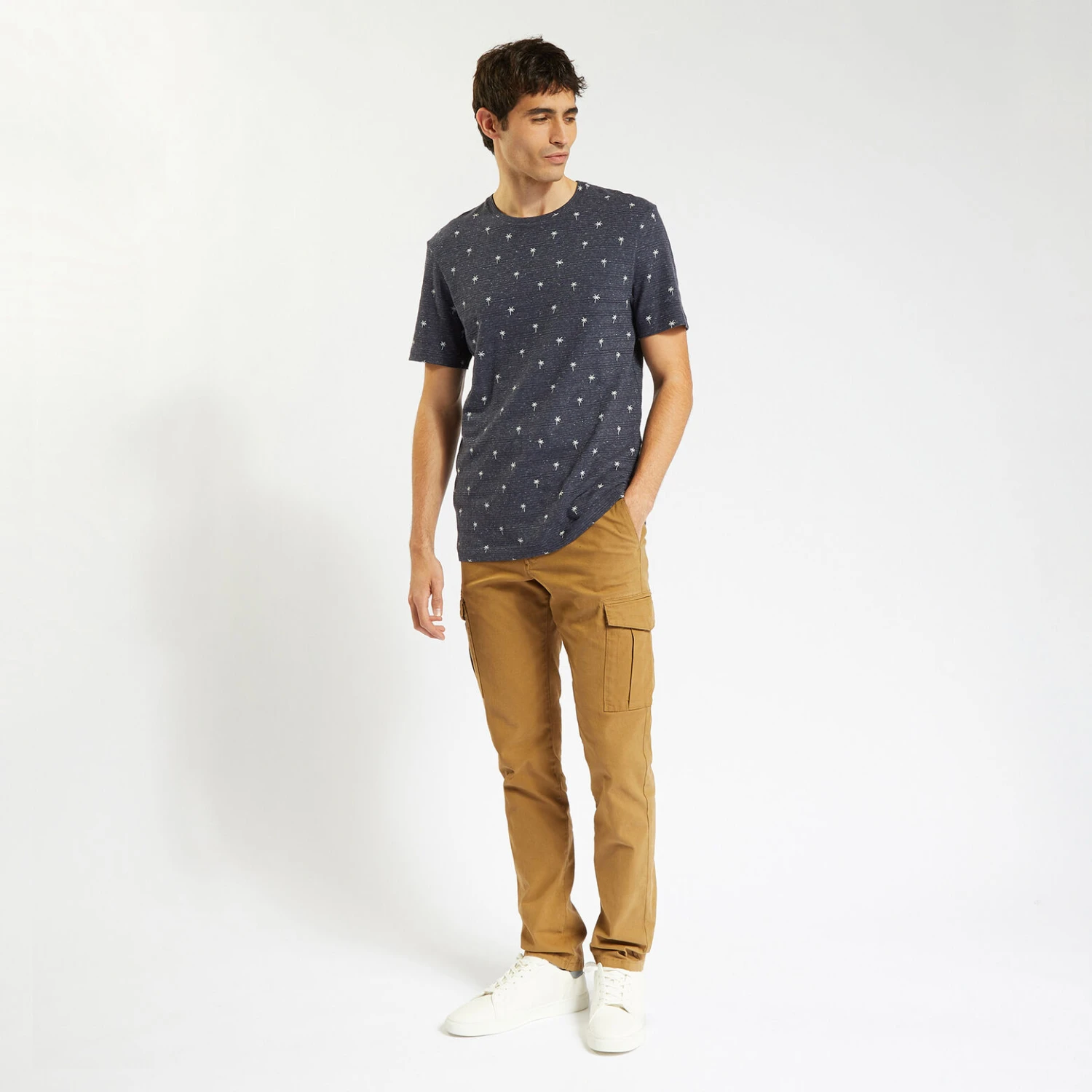 Tee Shirt Matière Fantaisie Et Imprimé All Over 2 Tee Shirt Matière Fantaisie Et Imprimé All Over – Image 2