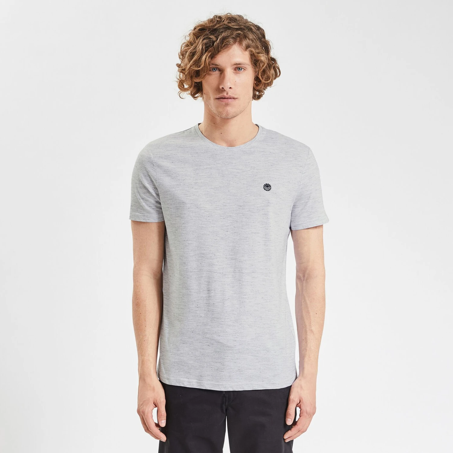 Tee Shirt Broderie Poitrine 5 Tee Shirt Broderie Poitrine – Image 5