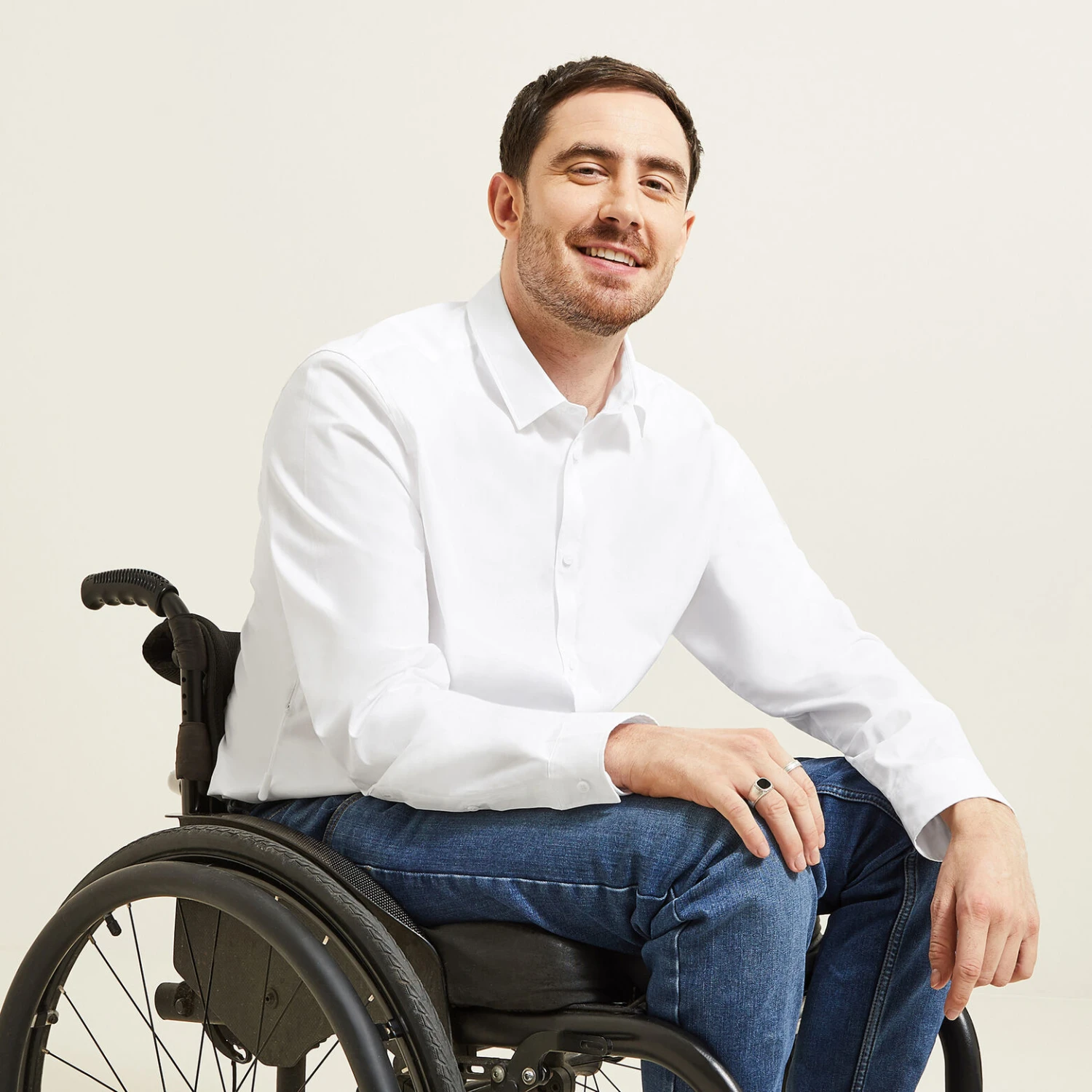 Chemise Regular Pour Personne à Mobilité Réduite 2 Chemise Regular Pour Personne à Mobilité Réduite – Image 2