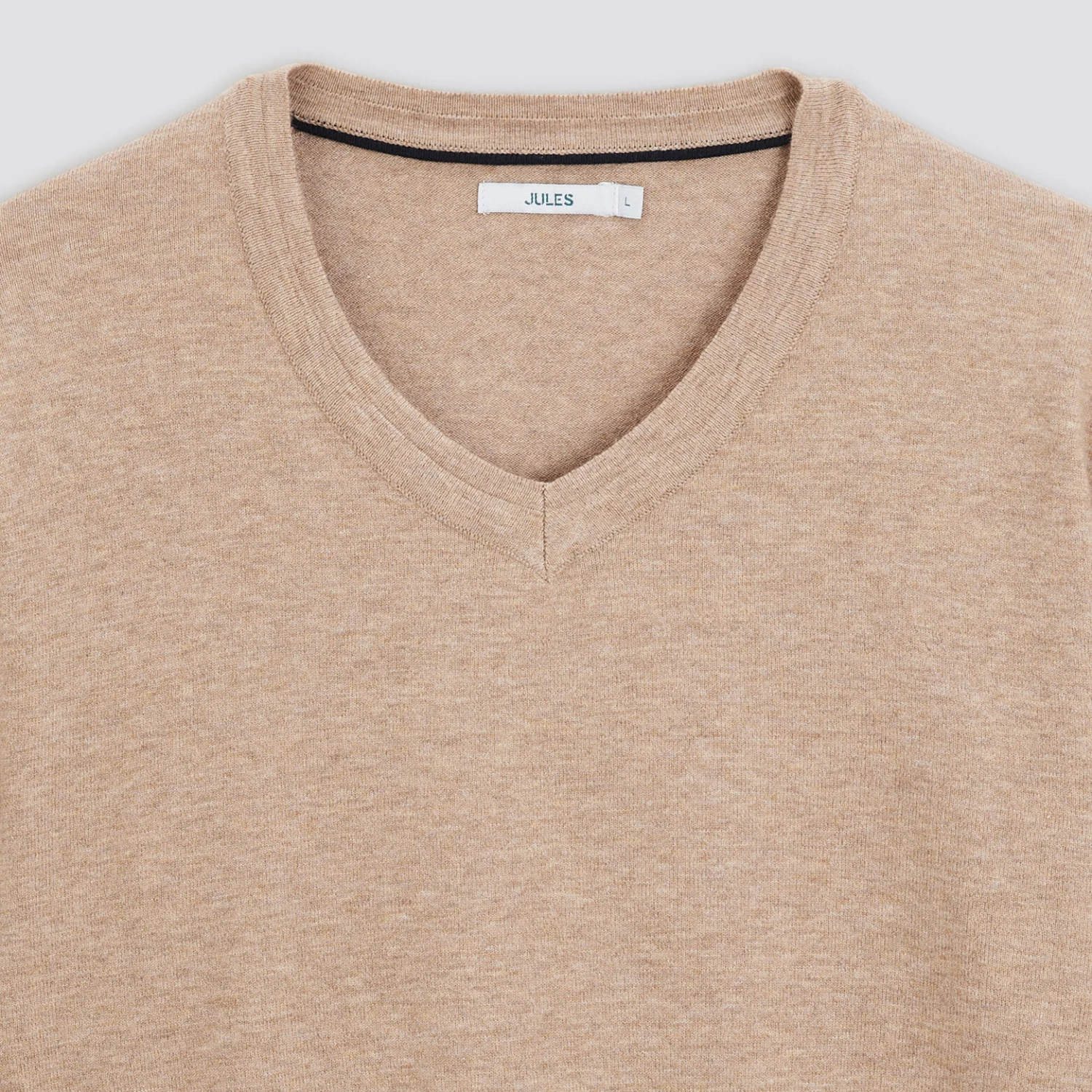 Pull Essentiel à Col V 2 Pull Essentiel à Col V – Image 2