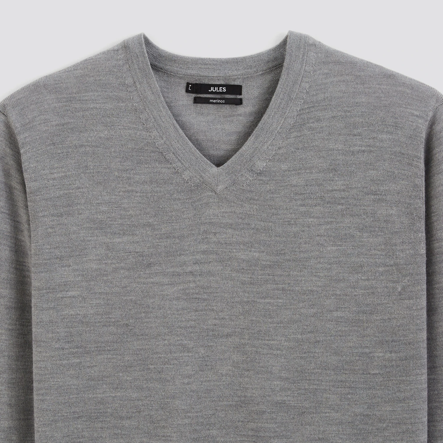 Pull Col V En Laine Mérinos 2 Pull Col V En Laine Mérinos – Image 2