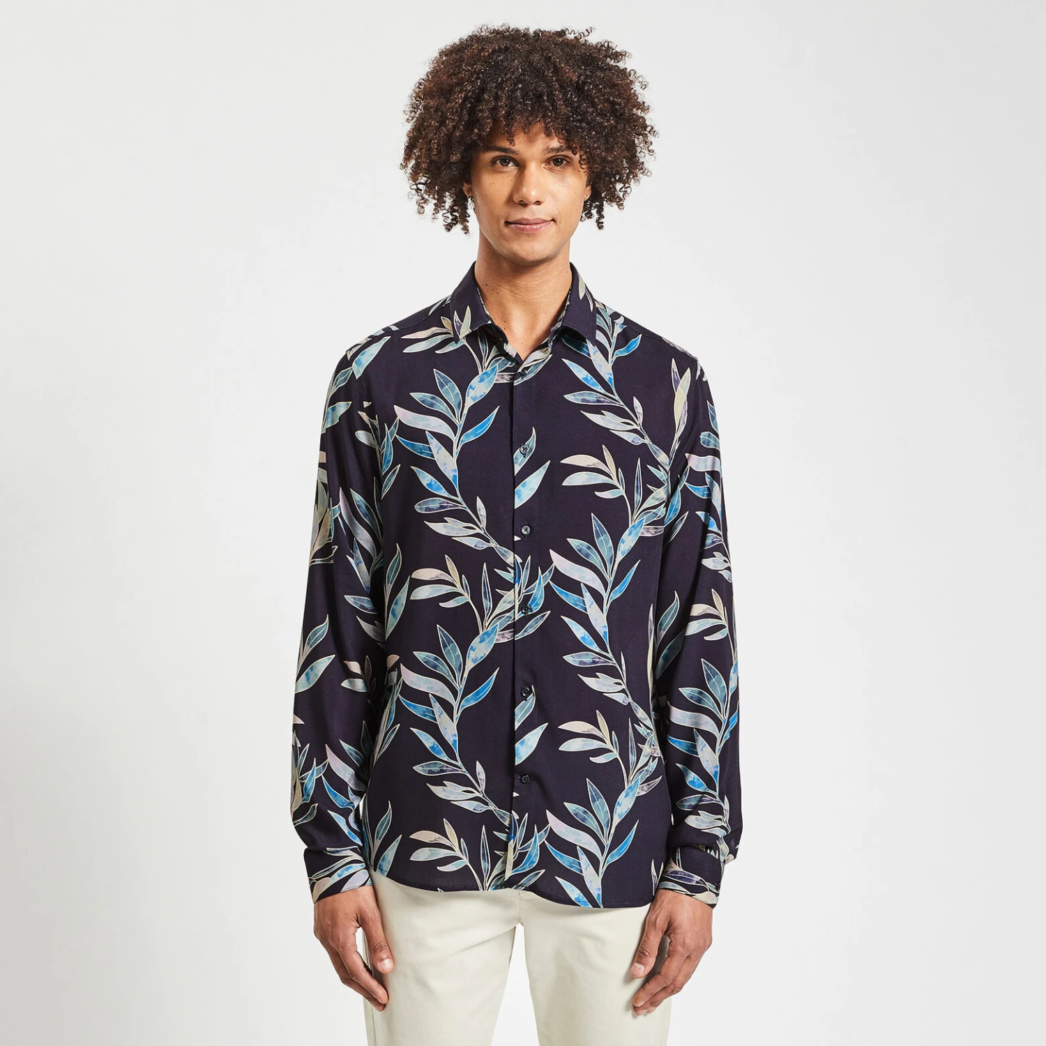 Chemise Slim Imprimé Feuilles Viscose 4 Chemise Slim Imprimé Feuilles Viscose – Image 4