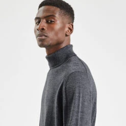 Pull Col Roulé En Laine Mérinos 11 Pull Col Roulé En Laine Mérinos -Men's Clothing Soldes Boutique 722679 8200 V4