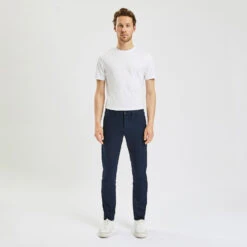 Pantalon Chino Slim Mat En Coton Recyclé 14 Pantalon Chino Slim Mat En Coton Recyclé -Men's Clothing Soldes Boutique 728463 11822 V2