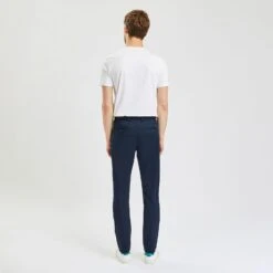 Pantalon Chino Slim Mat En Coton Recyclé 15 Pantalon Chino Slim Mat En Coton Recyclé -Men's Clothing Soldes Boutique 728463 11822 V3